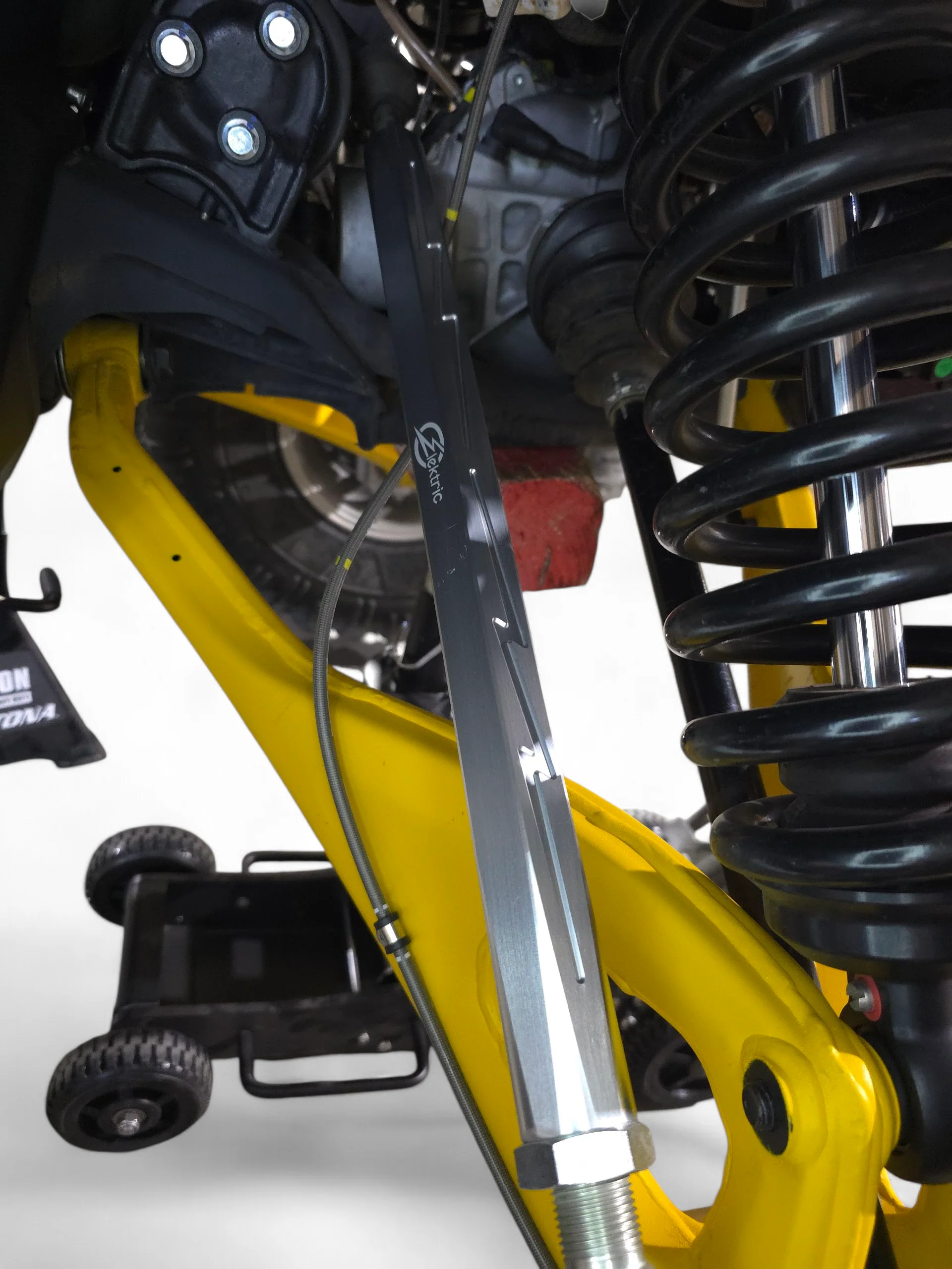 2024+ Can-Am Maverick R Billet Tie Rods - Anodized Clear - Image 11
