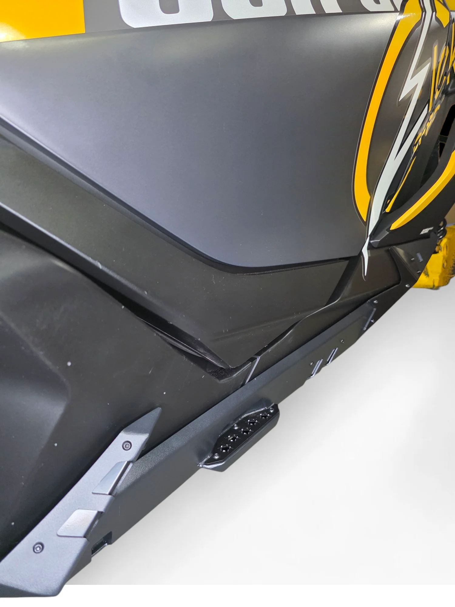 2024+ Can-Am Maverick R Volt Rocker Steps (2 Seat) - Image 7