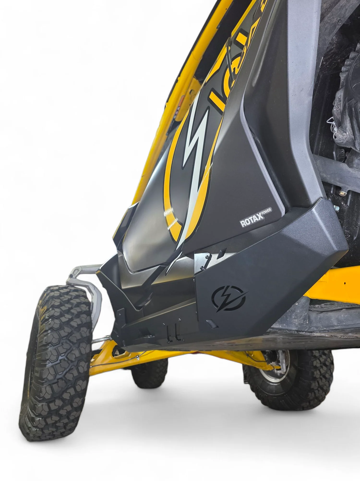 2024+ Can-Am Maverick R Volt Rocker Steps (2 Seat) - Image 8