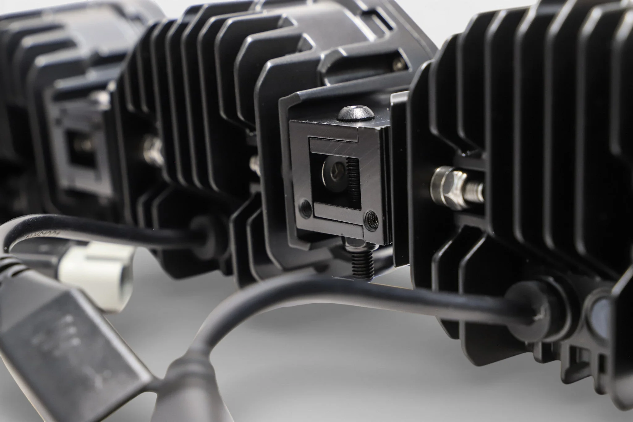 3 Light U-Con Interlocking Off Road LED Pod With Amber or White DRL Running Light - Image 7