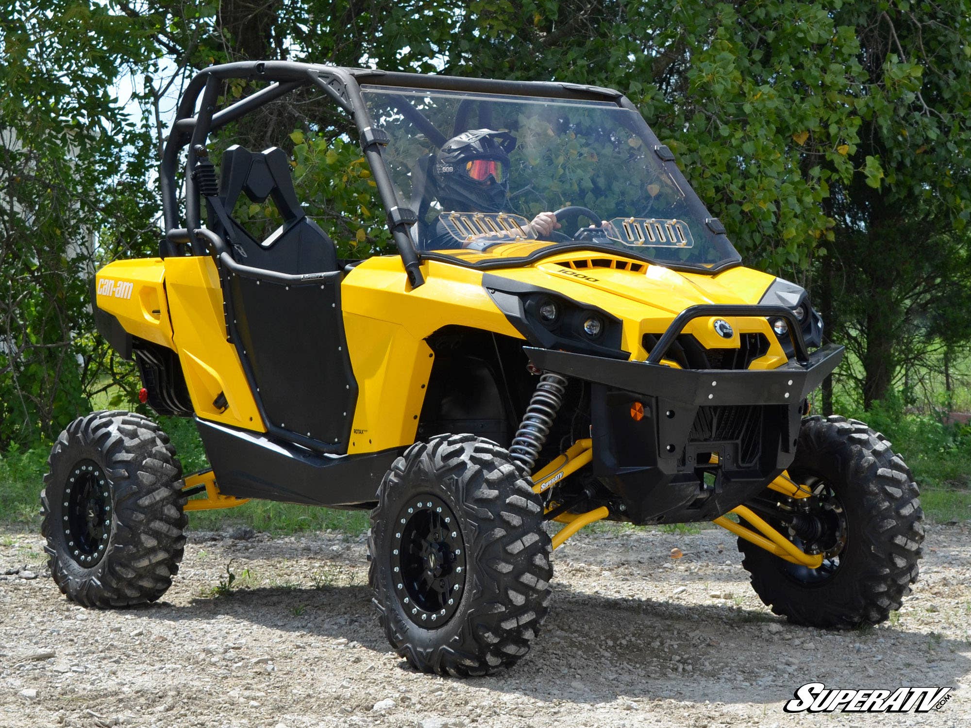 SuperATV Can-Am Commander Vented Full Windshield - Adjustable Ventilation + Superior Durability (2022+) - Image 4