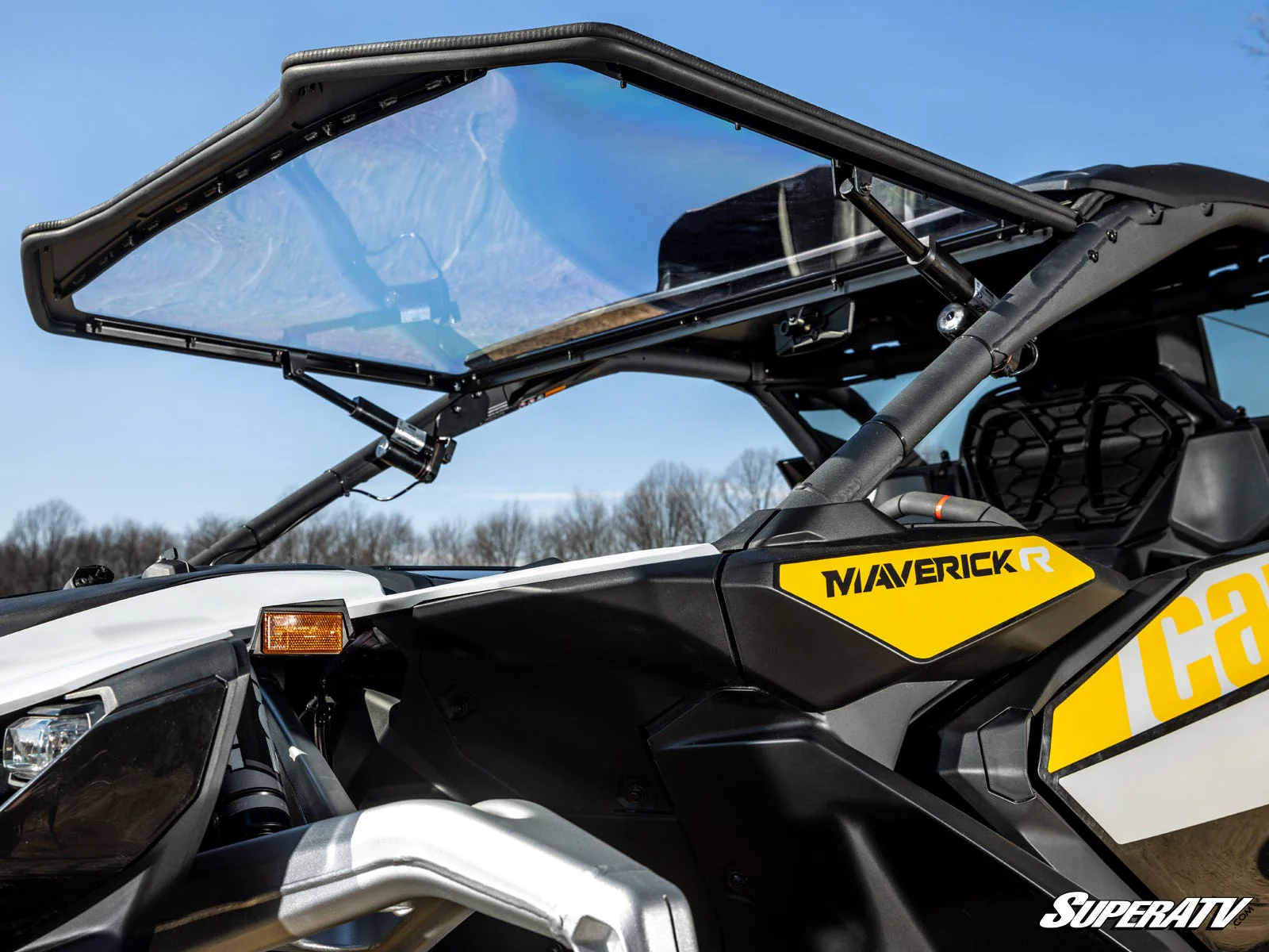 SuperATV Can-Am Maverick R MaxDrive Power Flip Windshield - Adjustable & Durable (2024+) - Image 7