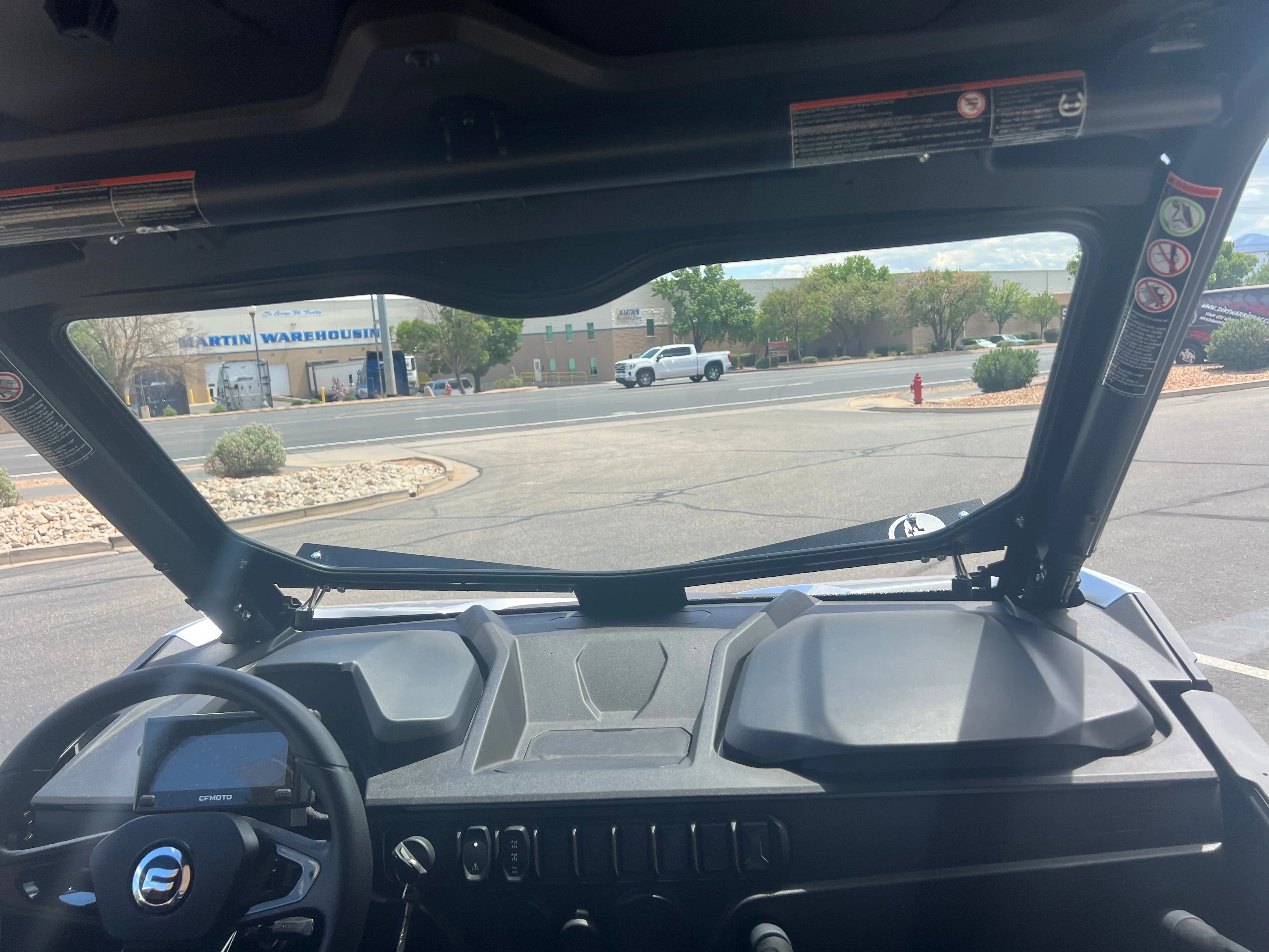 CF MOTO Z Force 950 Sport Front Windshield - DOT Safety Glass + Ventilation (2023+) - Image 2