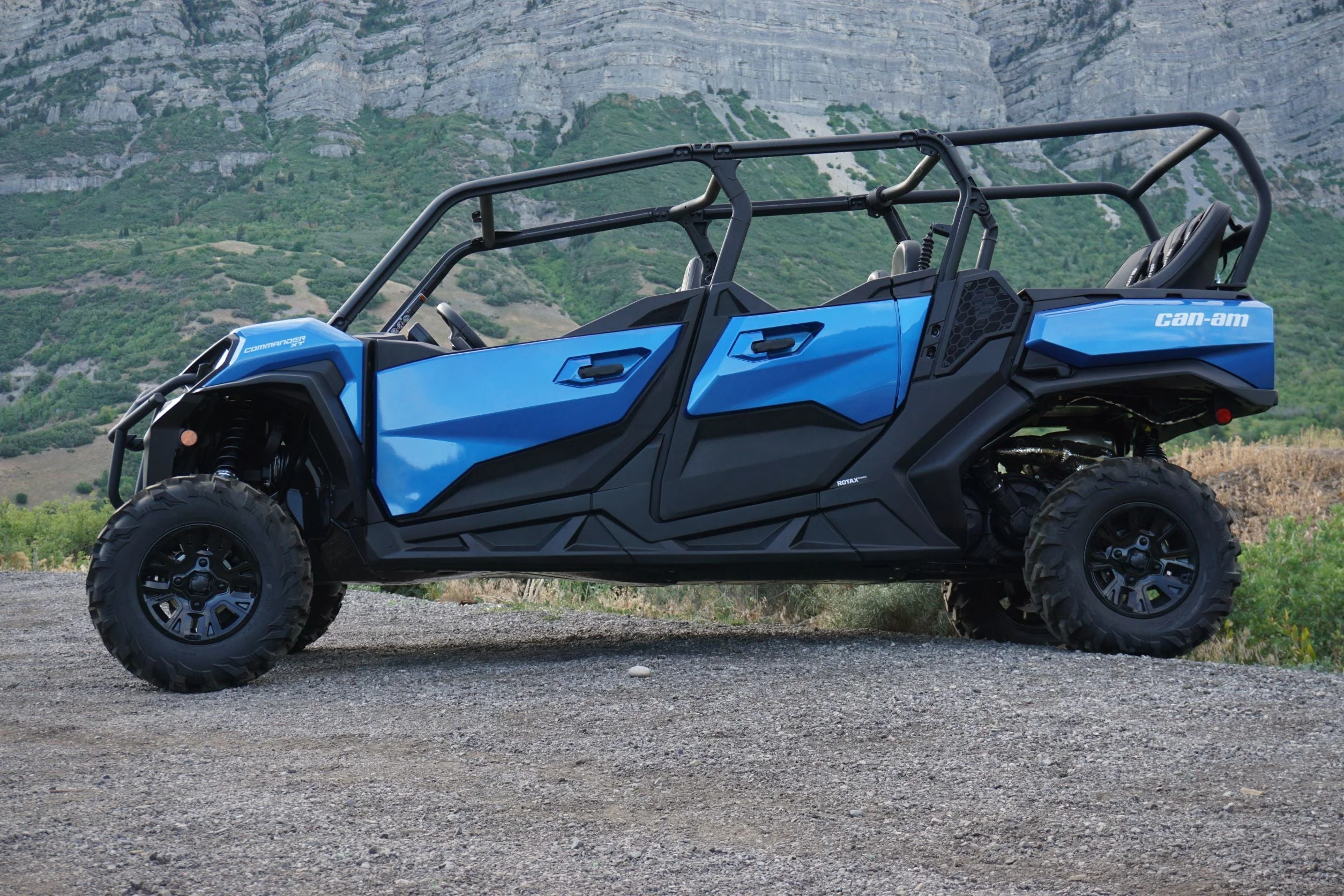 Can-Am Commander Backseat &amp; Roll Cage Kit (2021+) - Image 3
