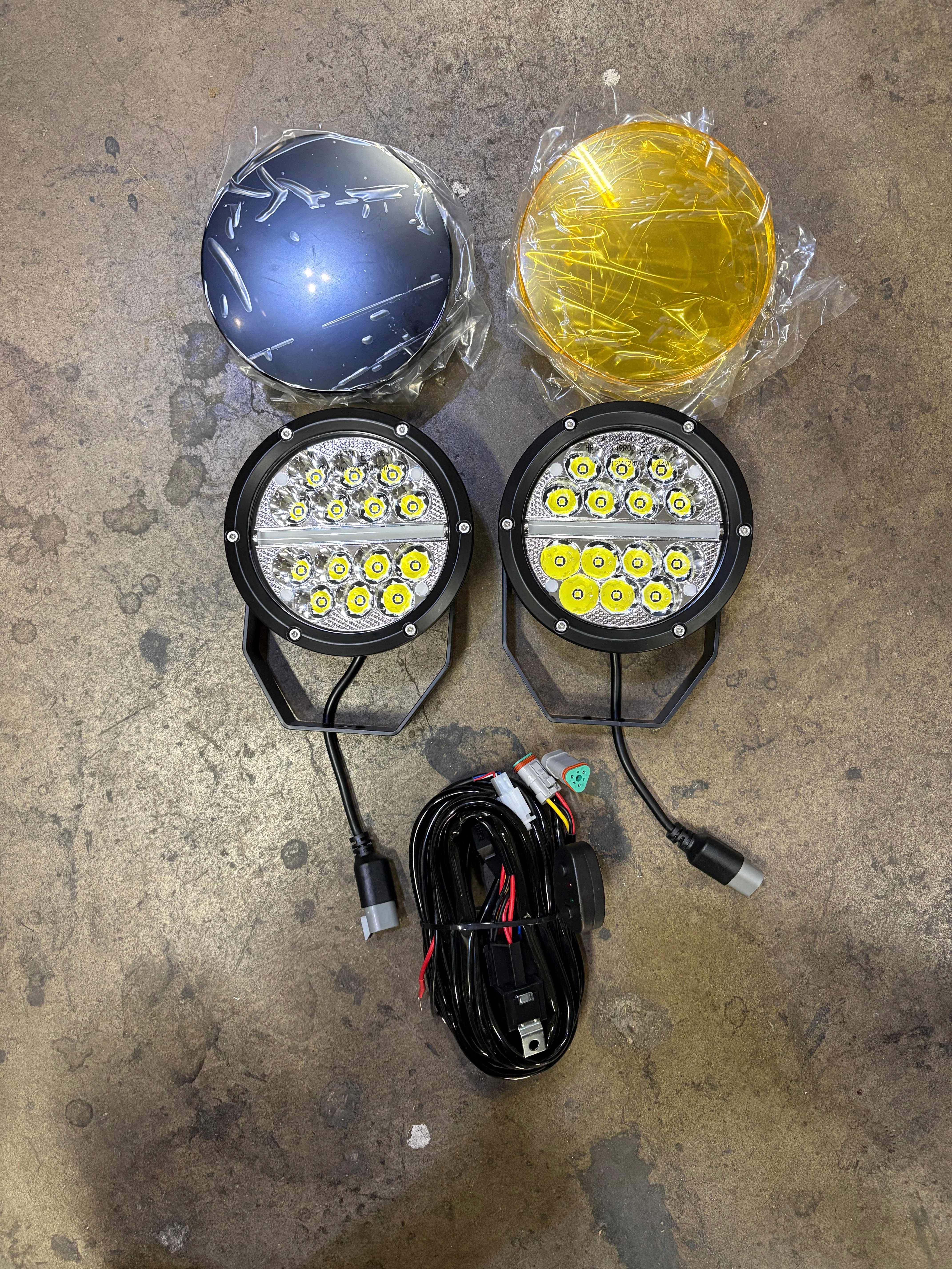 Eco Series 6" Round Off Road LED Light Pair With Amber & Black Covers & Wiring Harness - Image 4