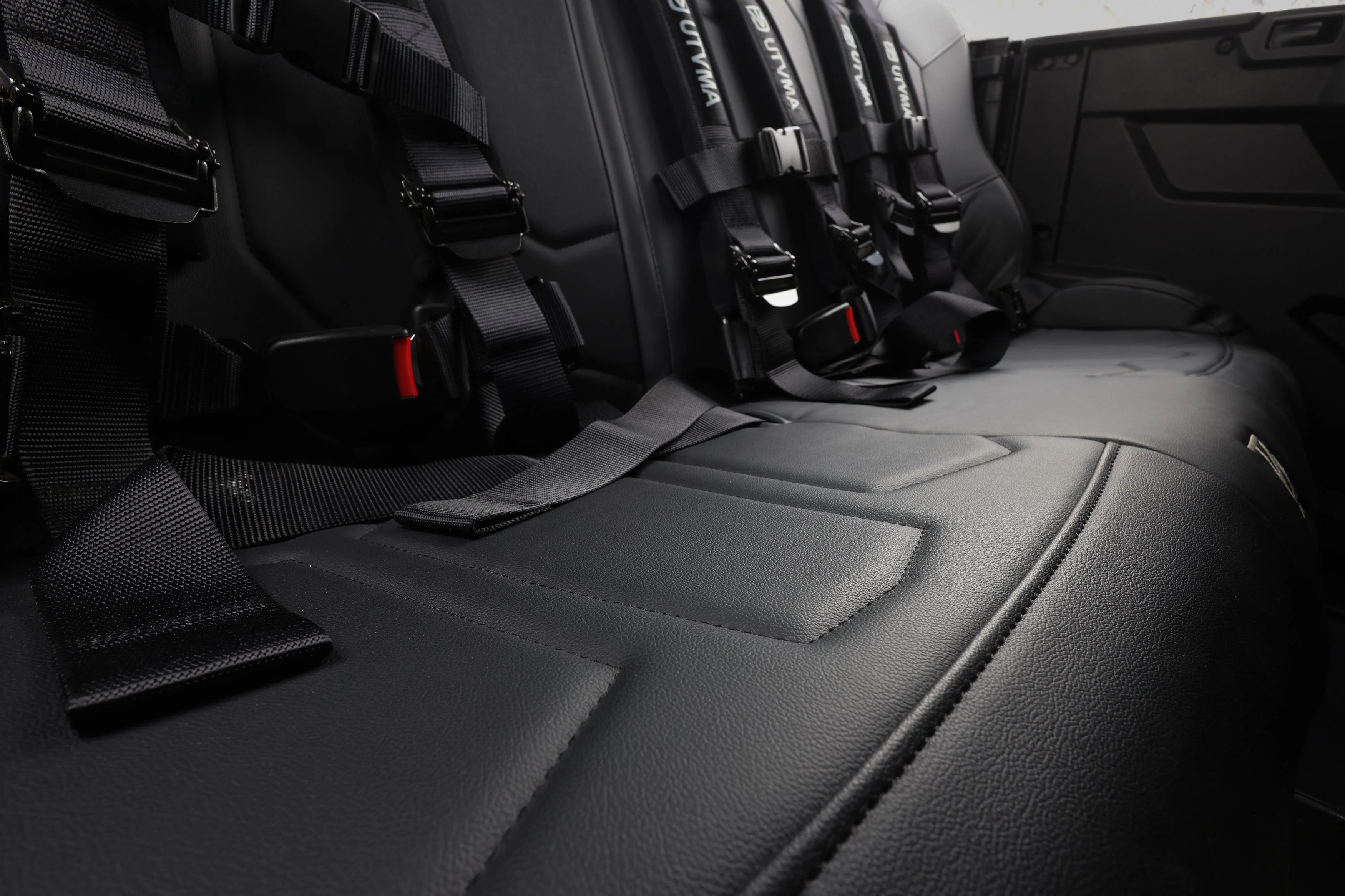 General 1000 Rear Bench Seat W/ Harnesses (2017+) - Image 7