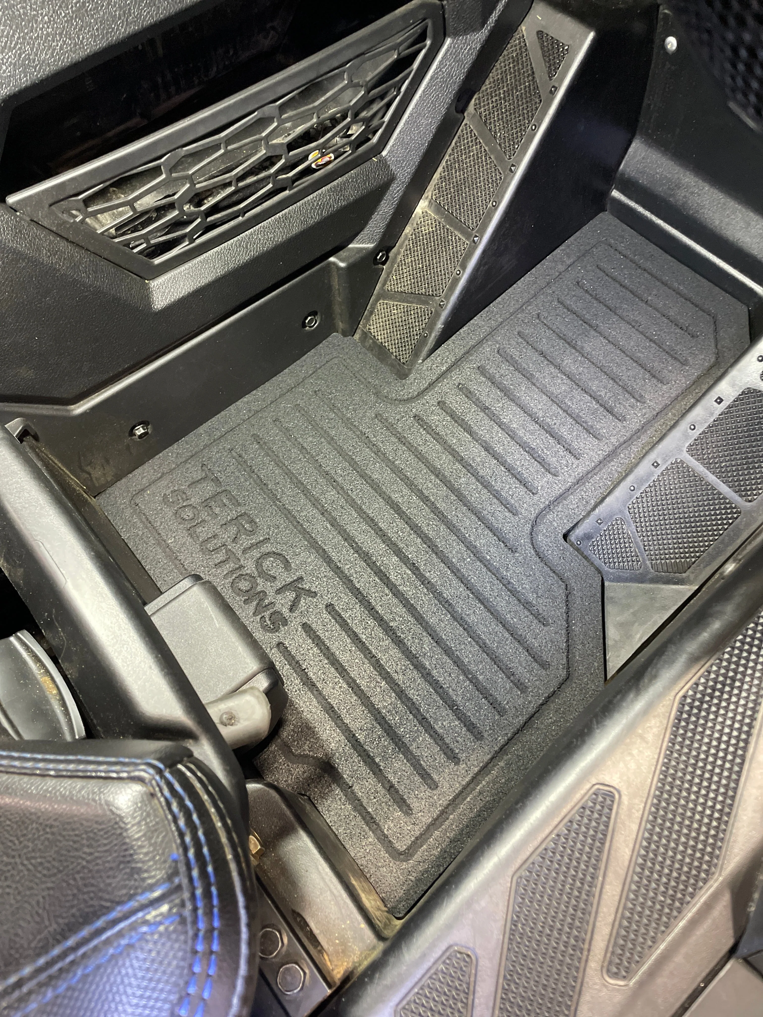 Polaris RZR PRO R Rubber Floor Mats - Insulation + Grip - Image 4