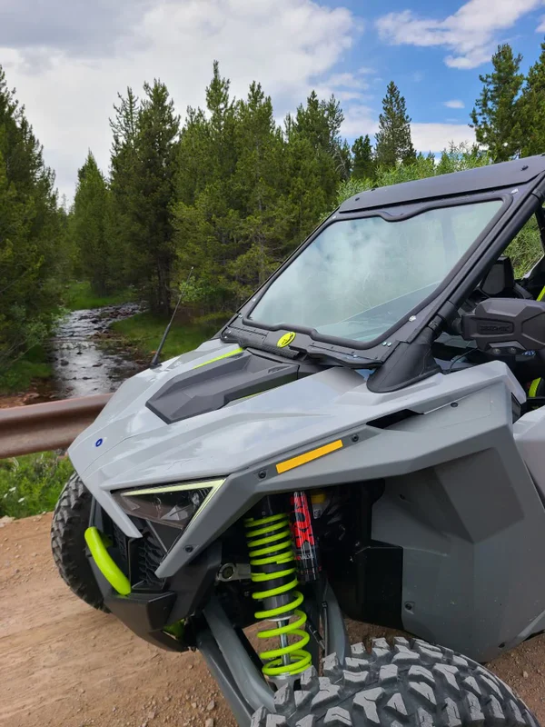 Dirt Warrior Polaris RZR Pro Turbo R 2022+ Front Glass Windshield with Vents | DOT Safety Glass & Aluminum Frame - Image 2