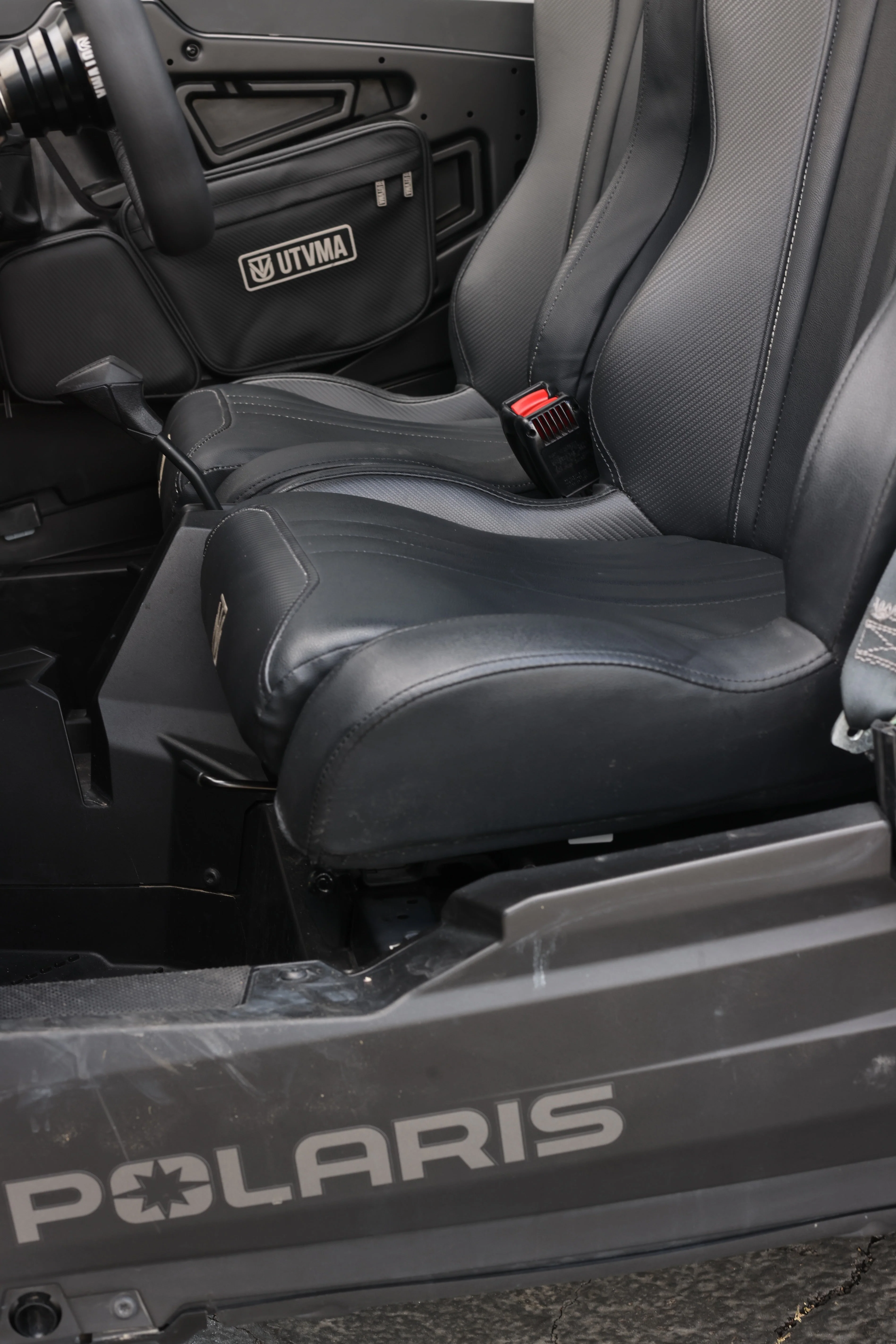 "Weekender" Series Suspension Bucket Seats for RZR 1000 XP/XP S (2024+) - Image 7