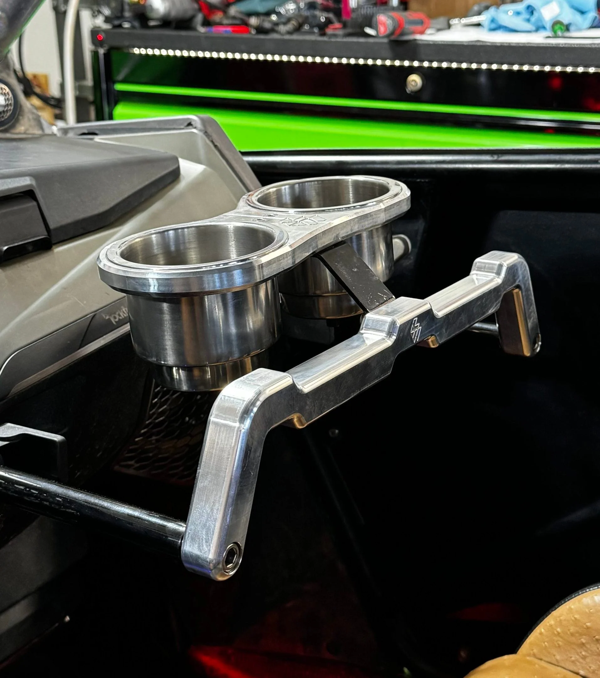 PRO R/ PRO S/ TURBO R/ PRO XP - GRAB HANDLE/DRINK CARRIER - Image 3