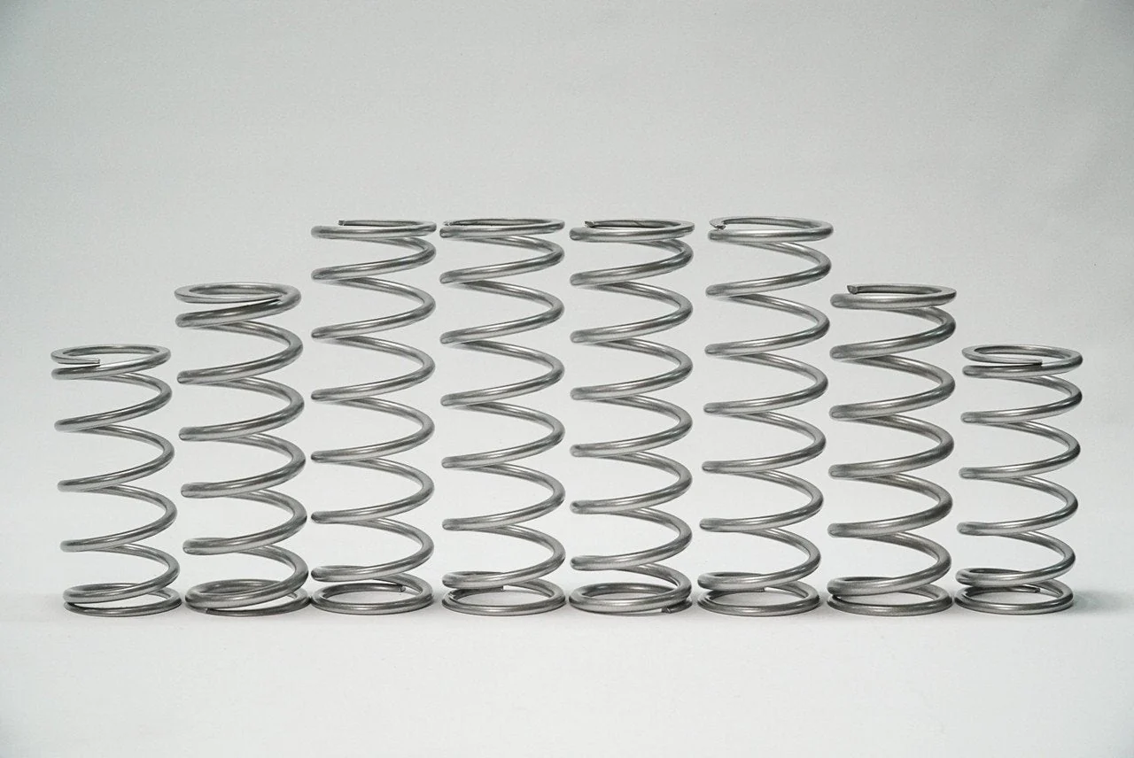 Can-Am Commander XT-P Dual Rate Spring Kits - Image 3