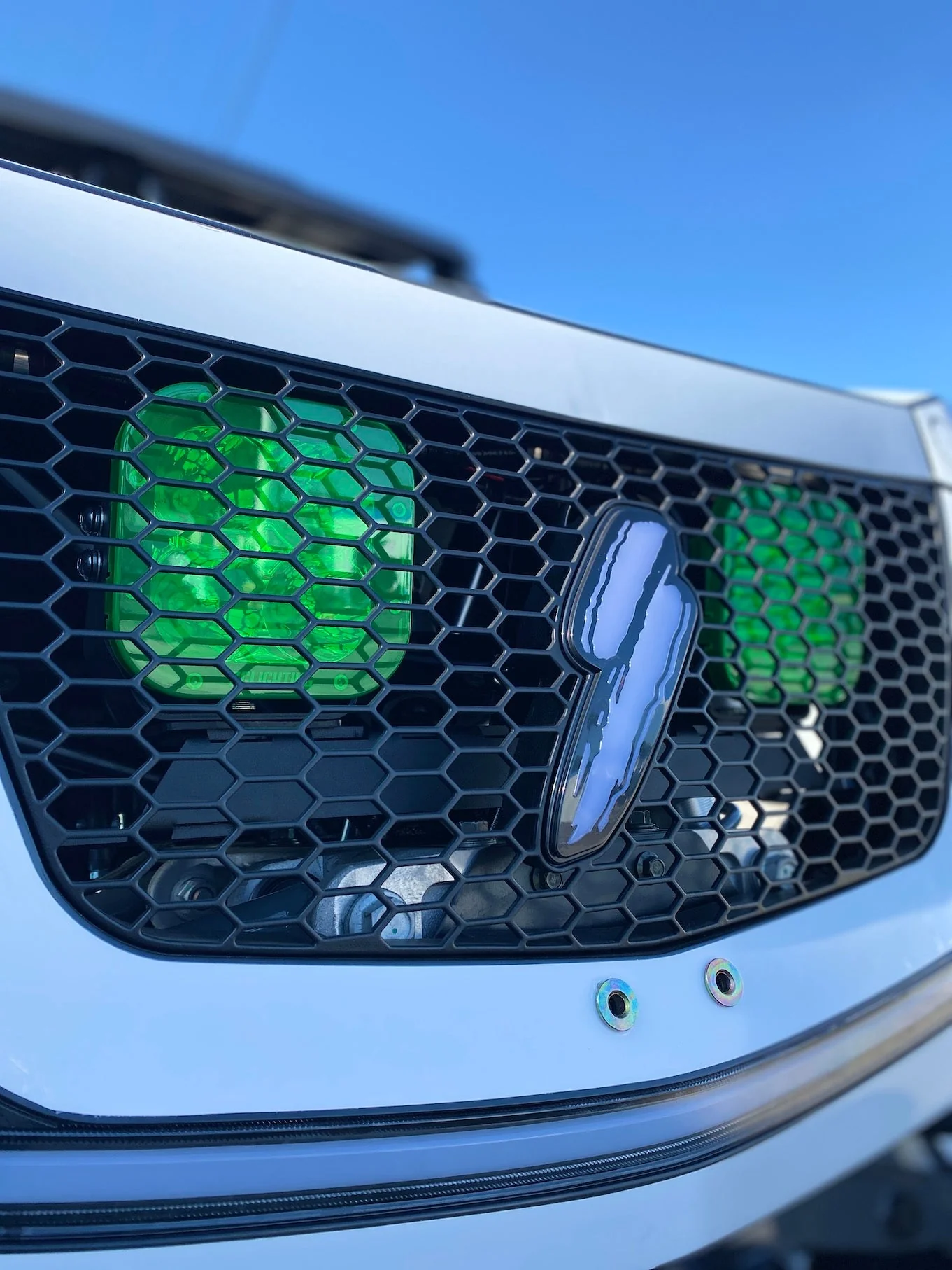 Speed UTV Behind The Grill LED Light Mount - Image 4