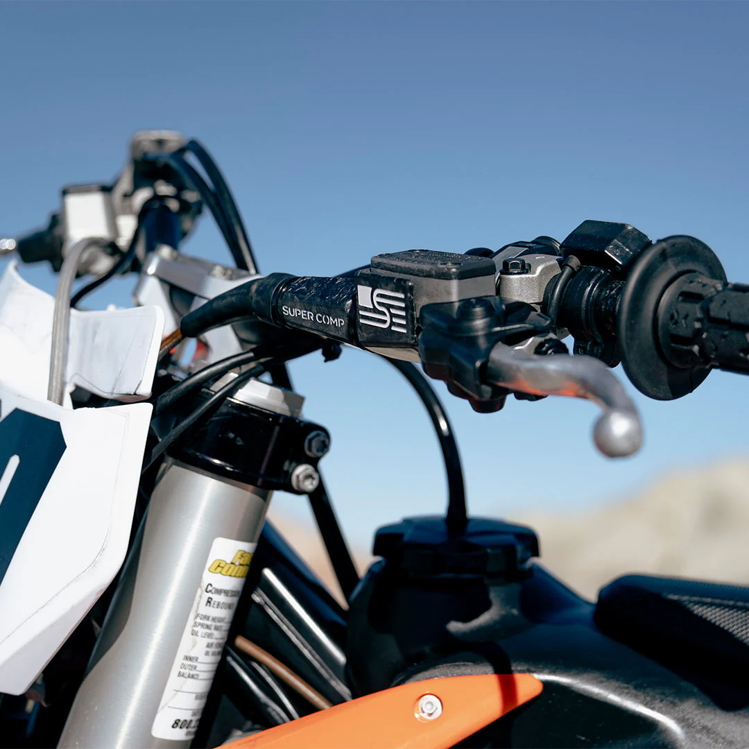 Super Comp Fusion Fiber Clutch Reservoir Guard - Image 5