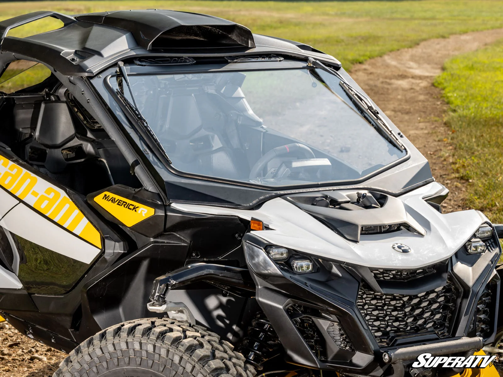 Can-Am Maverick R Glass Windshield - Image 4