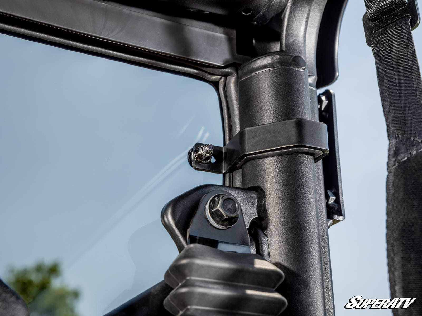 CFMOTO UForce 600 Rear Windshield - Image 3