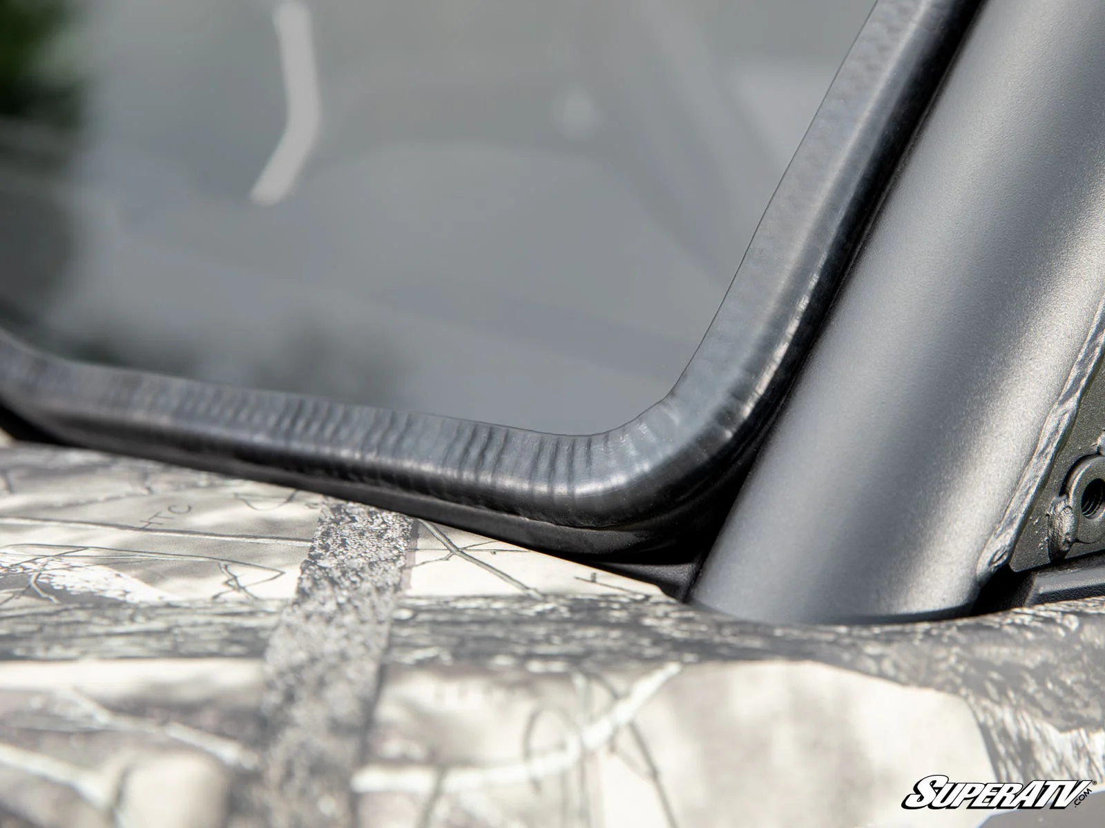 CFMOTO UForce 600 Scratch-Resistant Full Windshield - Image 6