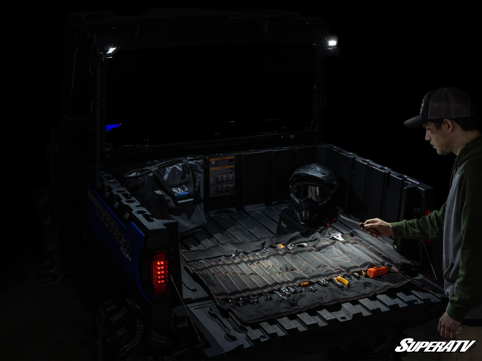 Gravely Rear-Facing LED Cube Lights - Image 2