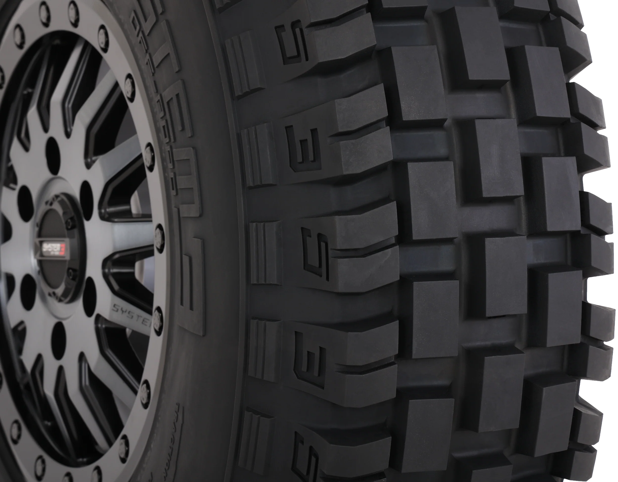 System 3 Tire RX600 37x10R-15 - Image 4