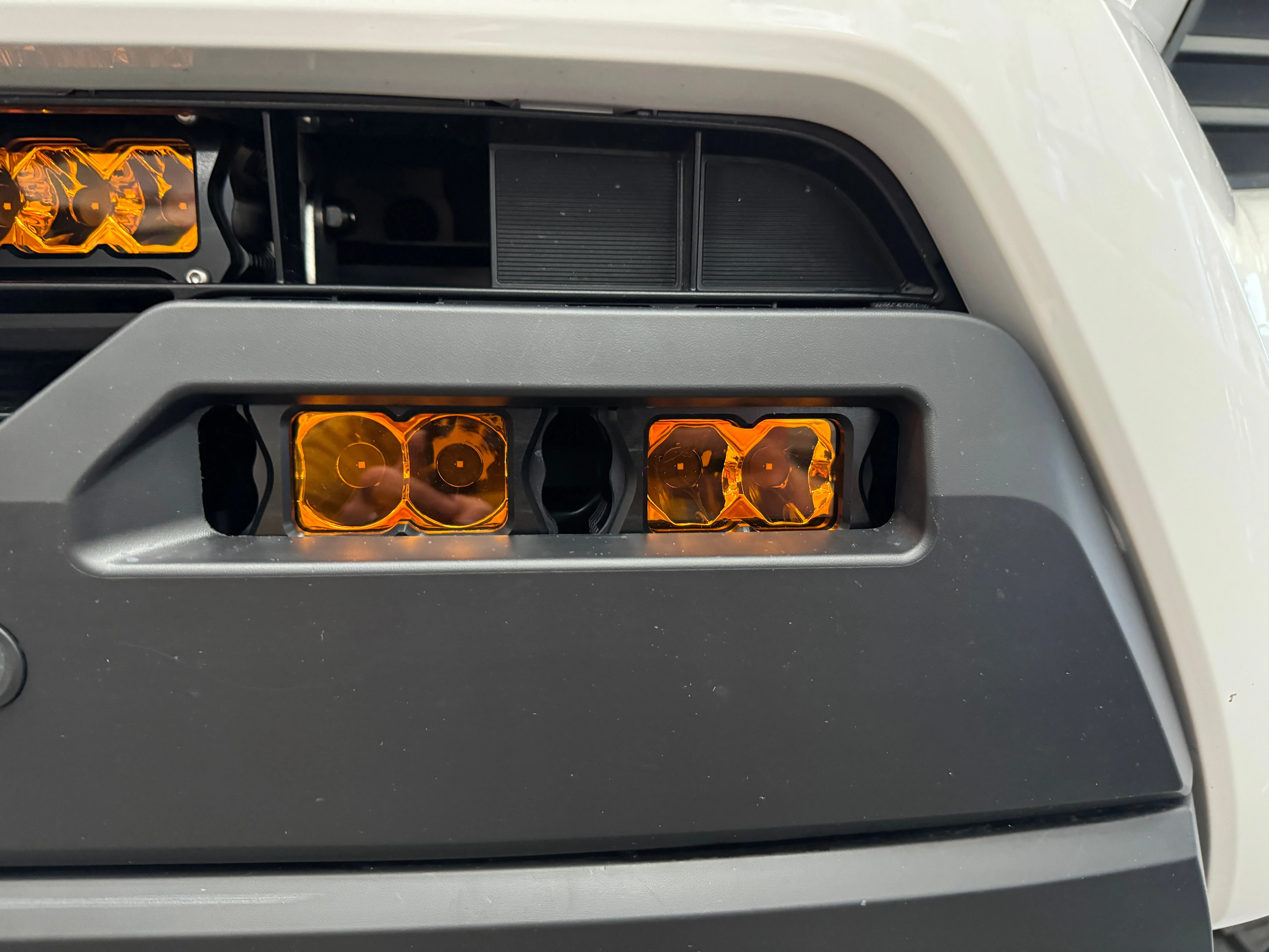 Toyota Tundra (2024+) LED Fog Light Kit - Amber Lens (Low Power) - Image 2