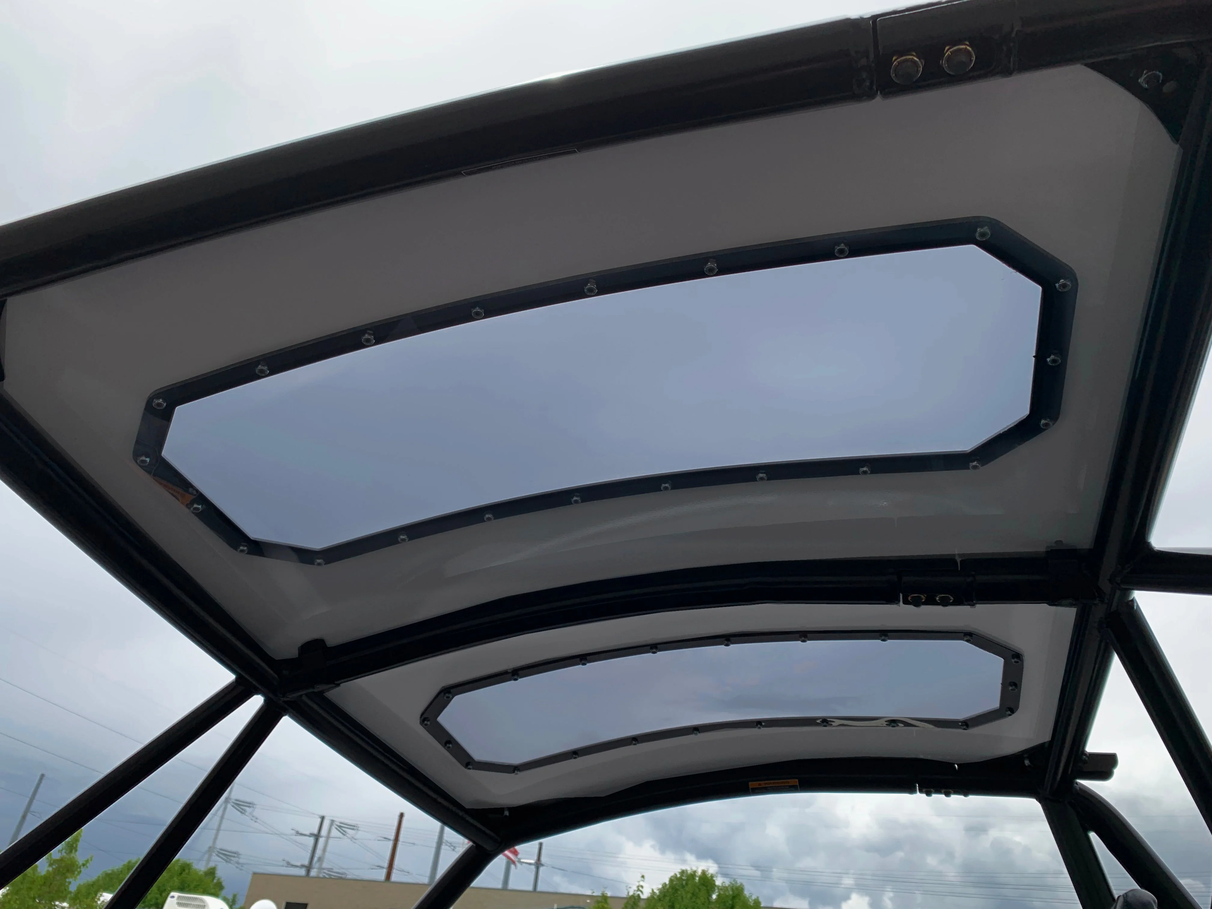 Wild Cat Aluminum Roof with Sunroof - Full Coverage + UV Protection (2024) - Image 8