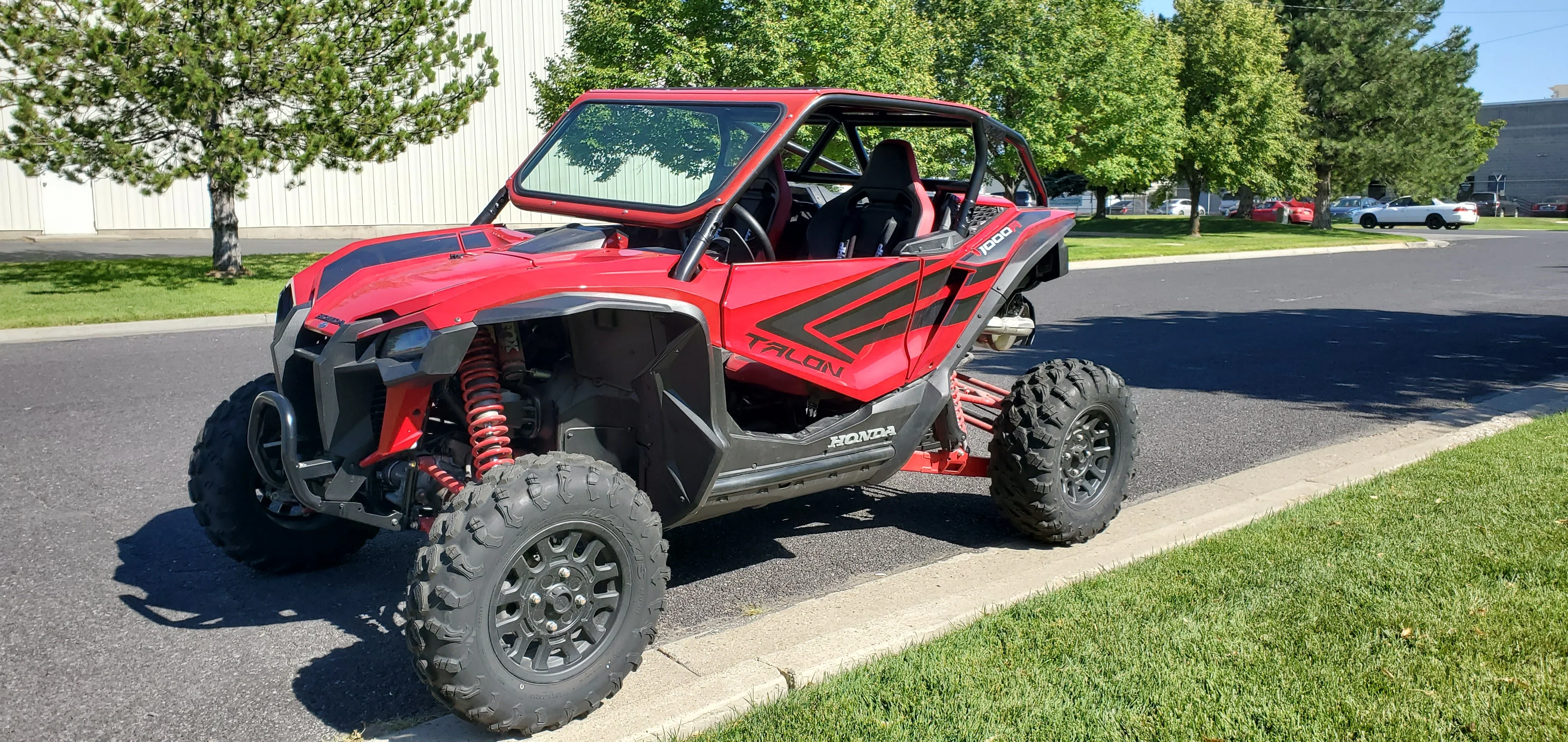 Windshield - Image 12