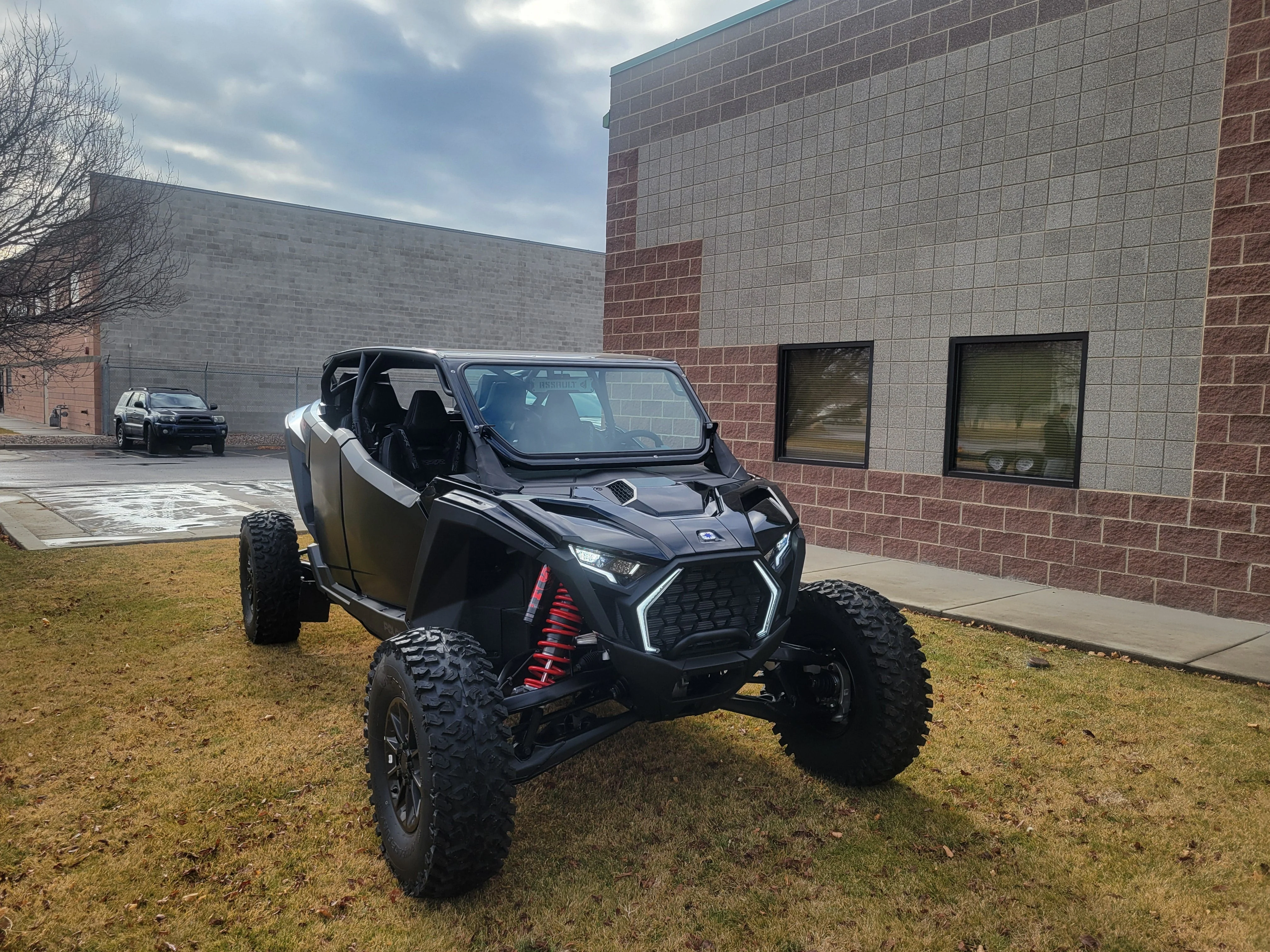 Windshield - Image 7